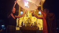 Loy krathong