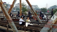 Long Bien Bridge