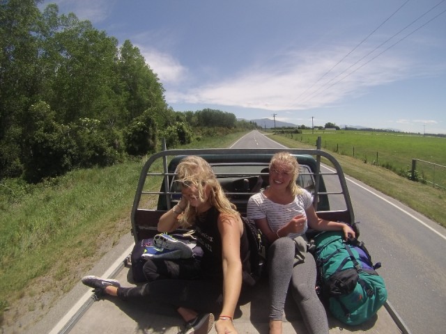 Achterop de truck