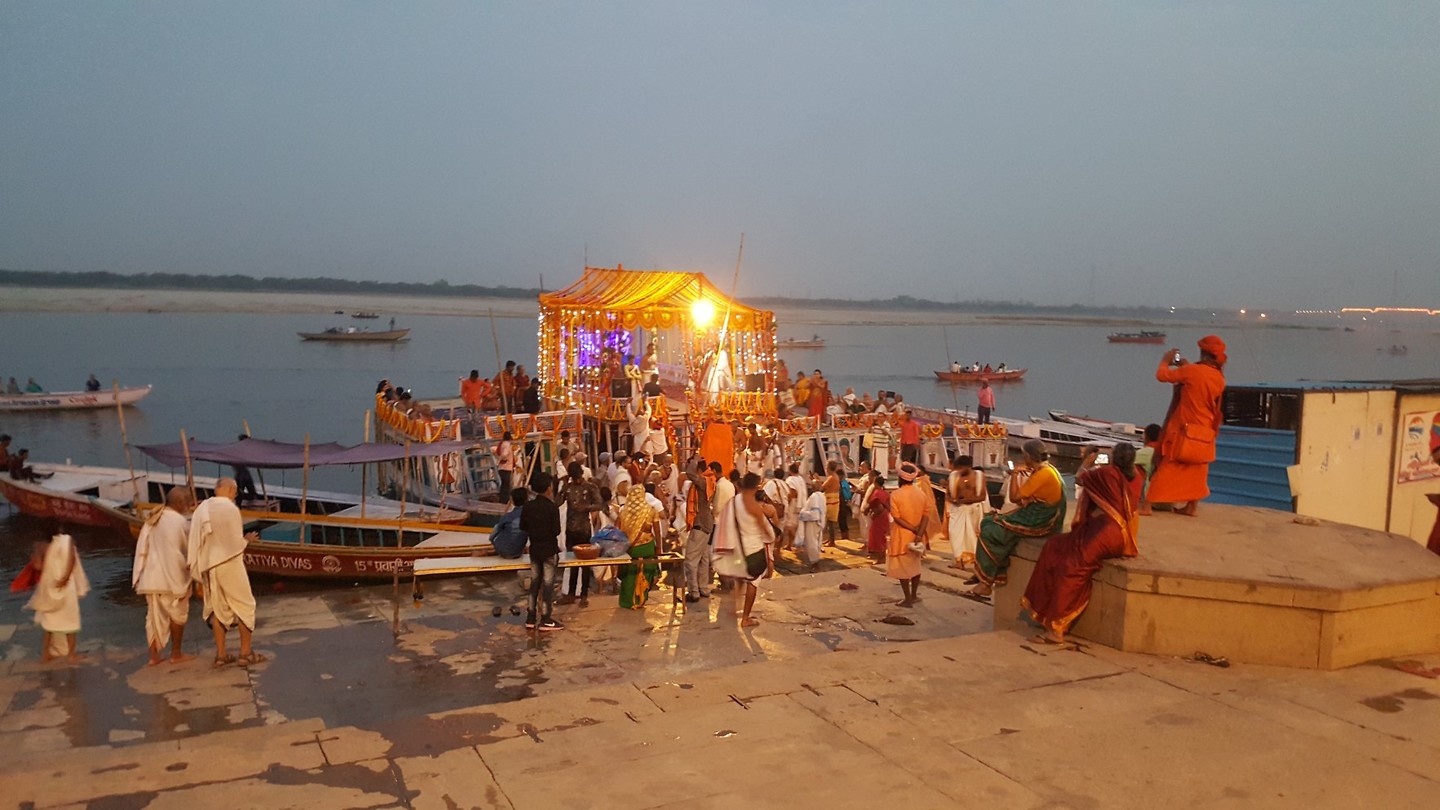 Varanasi bij de heilige rivier