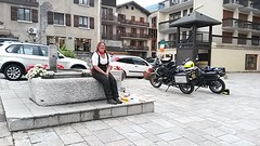 Ontbijt in Bourg-Saint-Maurice bij fontein