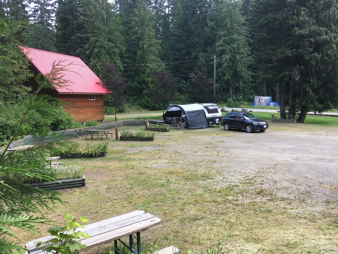 Camping at Canyon Hot Springs