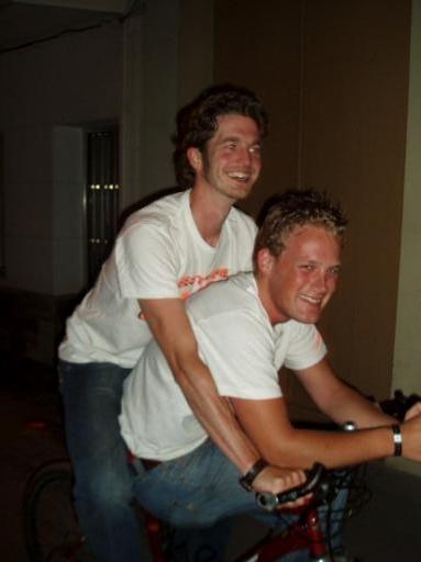 Samen op een fiets