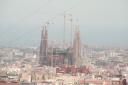 Uitzicht vanuit het Park Guell op Sagrada Familia