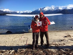 landen op verlaten strand, maar met onze cadeau van Vince (Martijn zijn petekind)