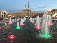 Amir Chakhmaq plein, Yazd