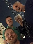Met Wil en Leo bij de Burj Khalifa