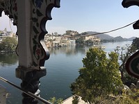 Uitzicht vanaf dakterras hotel Udaipur