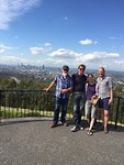 Op Mount Coot-tha met Roma en Alban in Brisbane