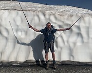 Sneeuwmuur op weg naar de col d’Iseran