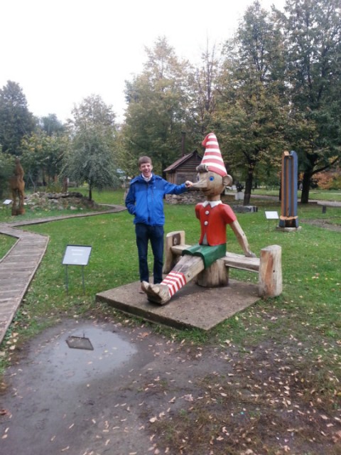 2012-10-03 15.57_.18_