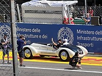 55FD1806-78D1-44BD-A500-B0907FEBFA96