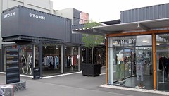a_IMG_2660_christchurch stadswandeling - containerwinkels