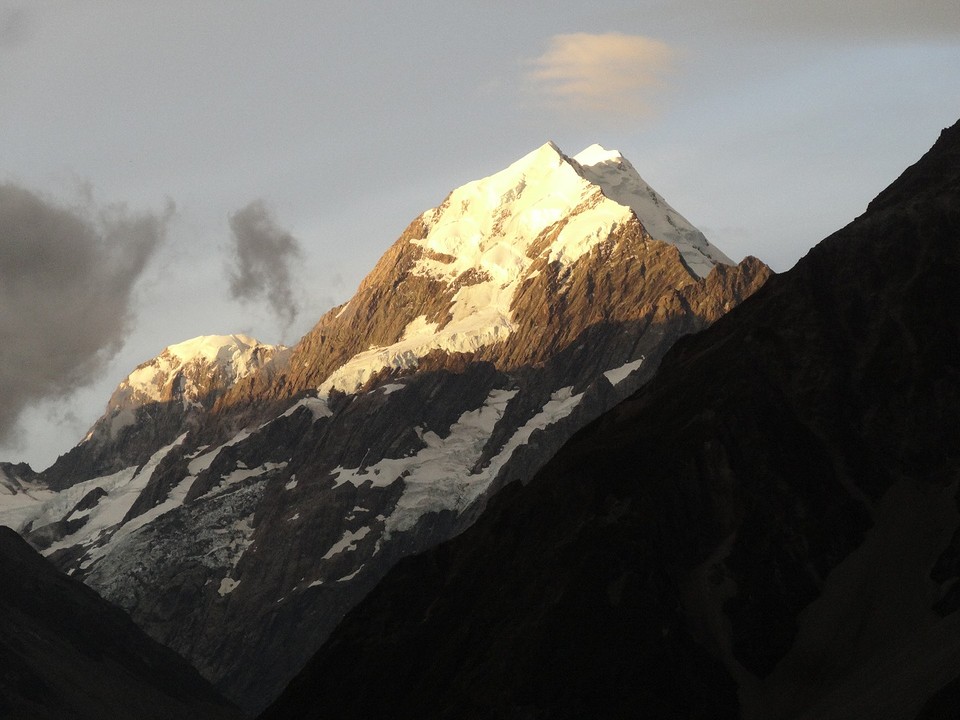 d DSC02775_Mt Cook in de onder gaande zon