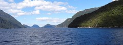 b5_DSC03262_Manipouri - boottocht Doubtful Sound. - vergezichtJPG