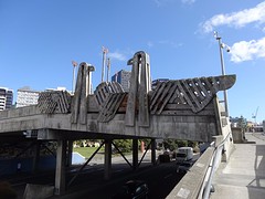c1_DSC03856 brug symbool van NZ - vogels