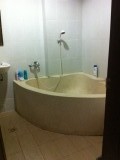 probleem met de douche opgelost, bad ;)