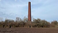 steenfabriek vanaf rijn (met zon)