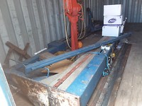 Complete hefbrug voor auto,s nou nog een garage