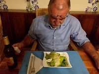 Niets kan Ben zo gelukkig maken als een advocadosalade.