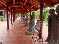 Beelden en foto's bij de tempel