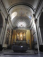 In de kerk van Annecy