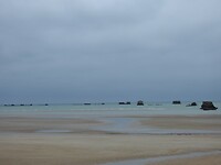 Resten van de in no-time aangelegde haven van Gold Beach