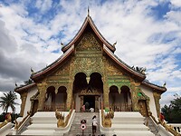 Tempel bij koninklijk paleis/museum