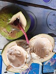 Kokosnoot drinken en eten