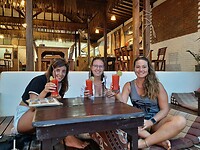 Cocktail with Mor and Jenny