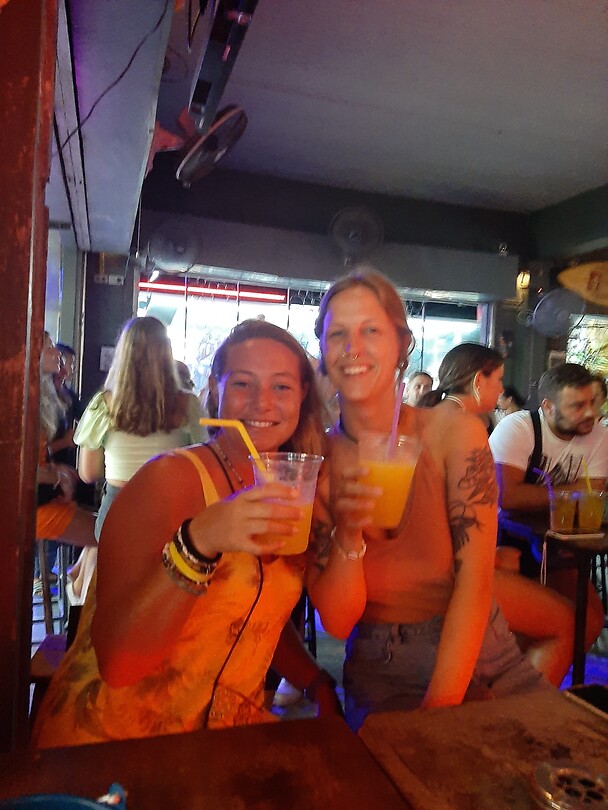 Last evening koh phi phi, live music bar