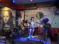 Last evening koh phi phi, live music bar