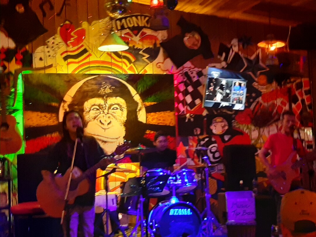 Nice bar Khao Lak