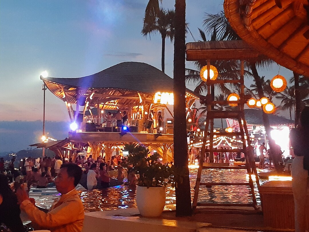 Finns beach club
