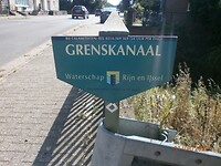De grens tussen Nederland en Duitsland is een beek.