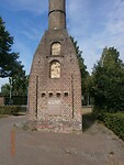Resten van oven om pijpen te maken. In Weert.