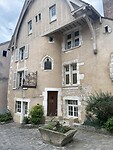 Ons appartement op tweede verdiep. Gebouw is zeker 100 jaar oud. Mooi gerenoveerd.