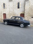 Oude Peugeot.