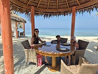 Vandaag lekker chillen, begonnen met een ontbijt op het strand