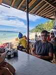 Juiceke gedronken op Puka Shell Beach