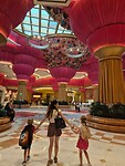 Nog 1 laatste nacht gehad in Manila, in een gigantisch hotel, heel gek