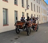 Elektrische rondtoer auto