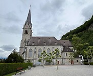 Kathedraal van Vaduz, ook bekend als de Sint-Florinuskerk.