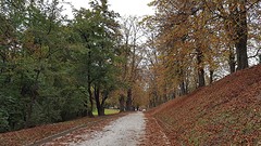 Still on our way up to the castle