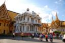 royal palace in phnom penh