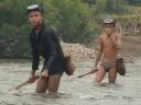 vissers op de nam ou river
