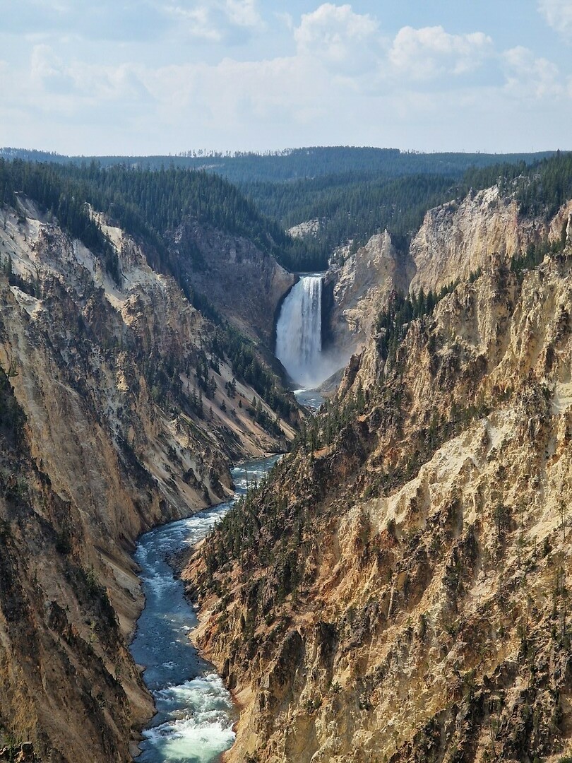 Uitzicht canyon and waterval