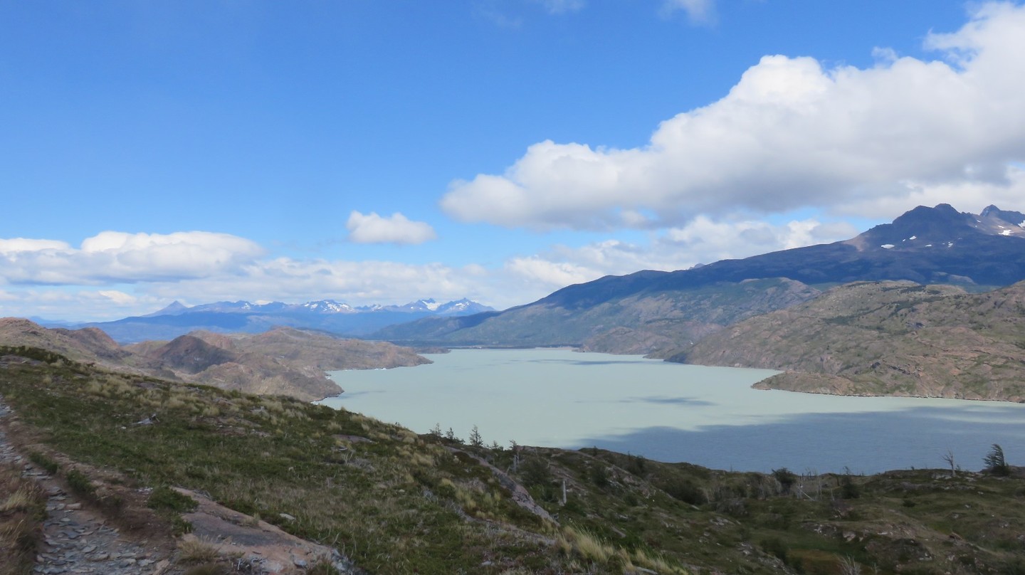 Lago Grey