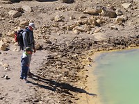 ook hier moeten steentjes in het water gegooid worden