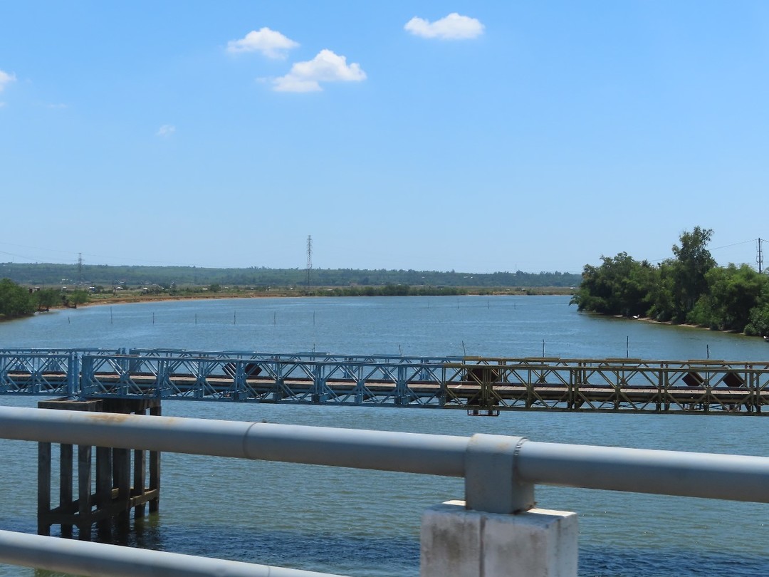 de scheiding van Noord- en Zuidvietnam in een brug